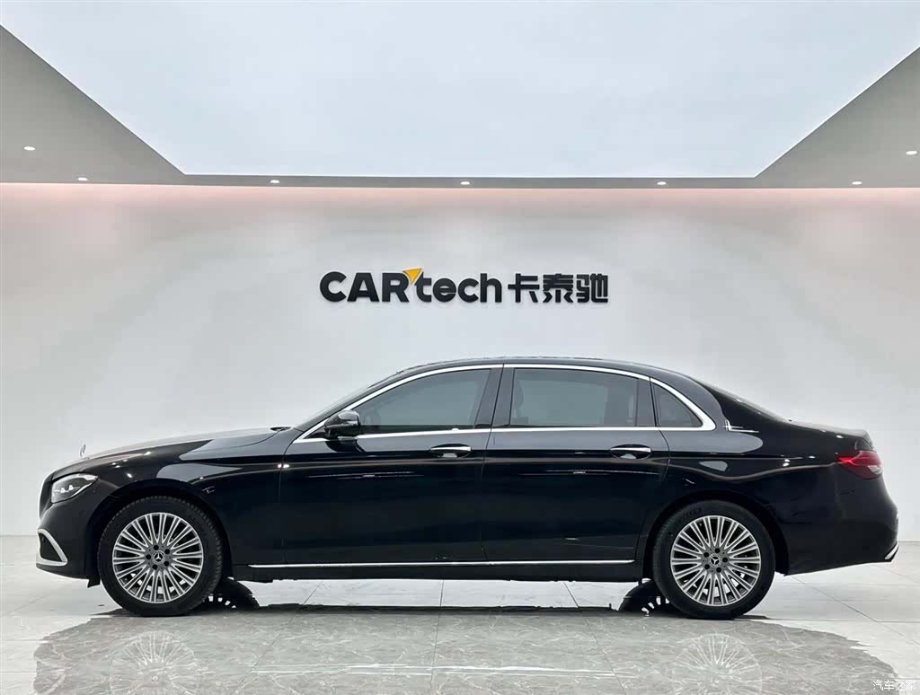Mercedes-Benz E-Class, 2023 2