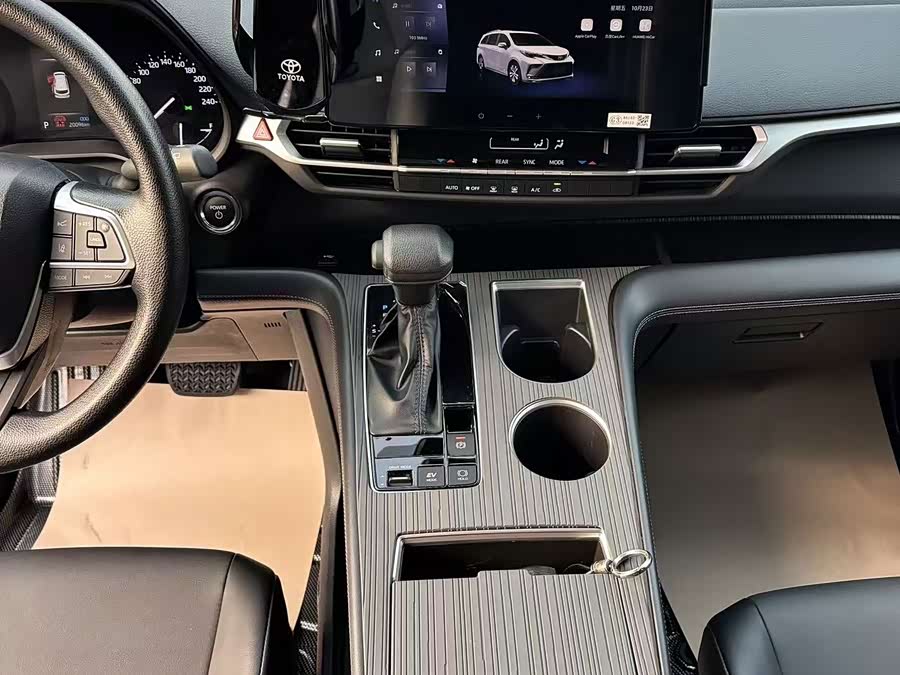 Toyota Granvia 2025, фото 6