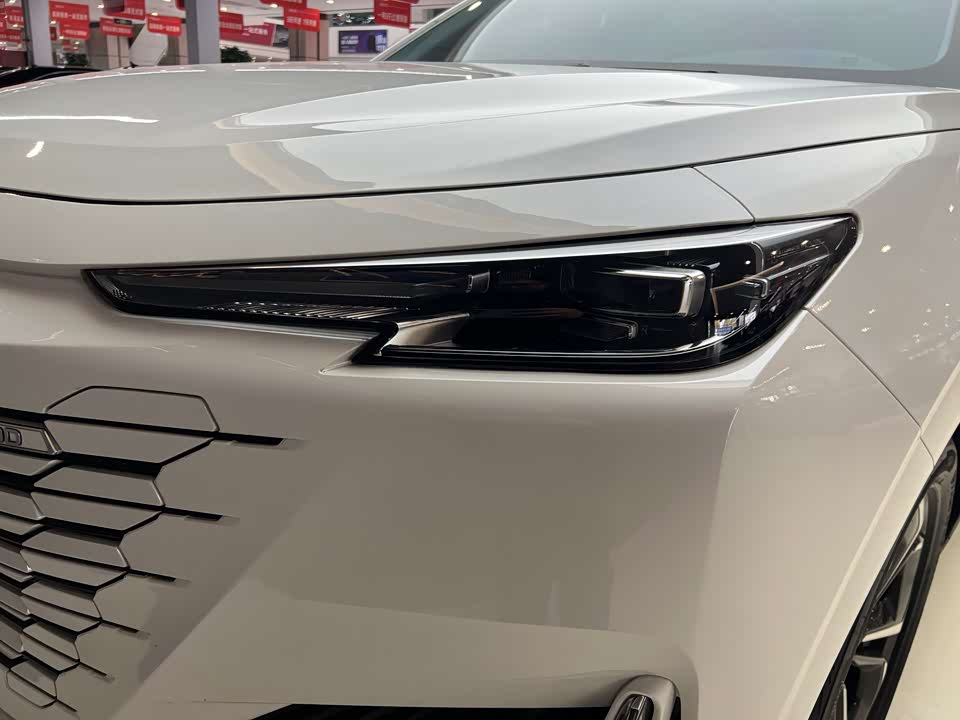 Changan UNI-K Smart iDD