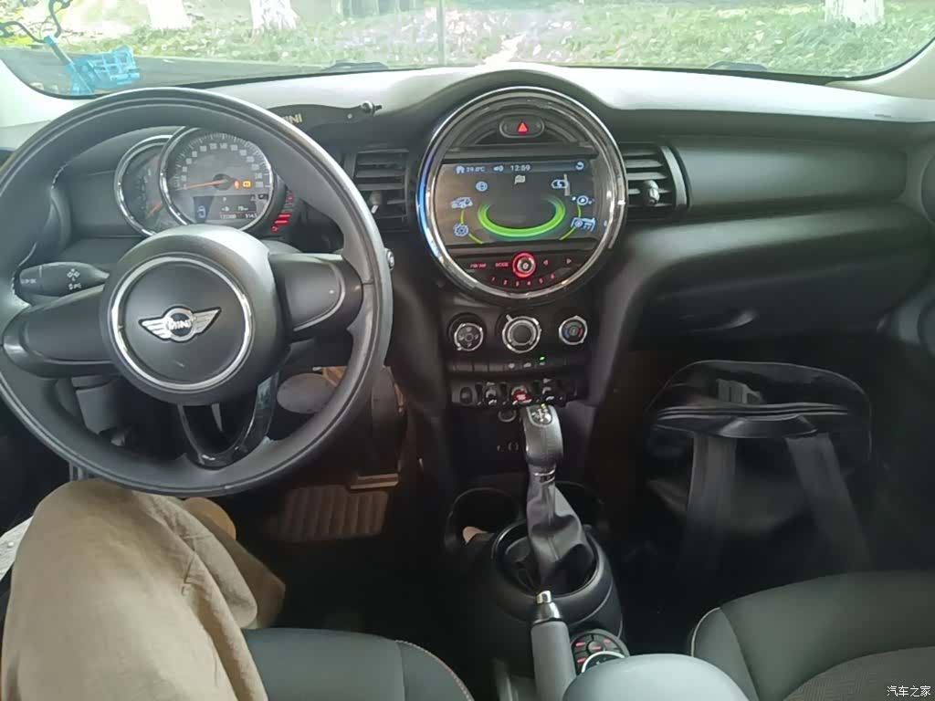 Mini ONE, 2015 10