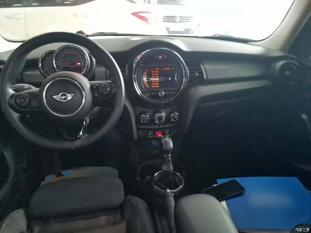 Mini Cooper, 2017 16