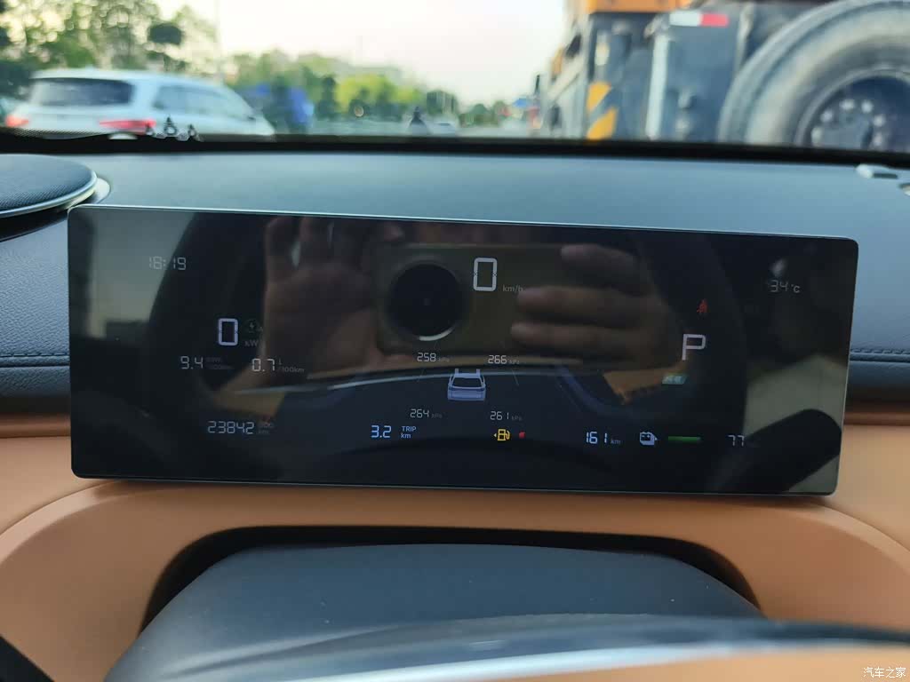 Geely 7, 2025 все фото
