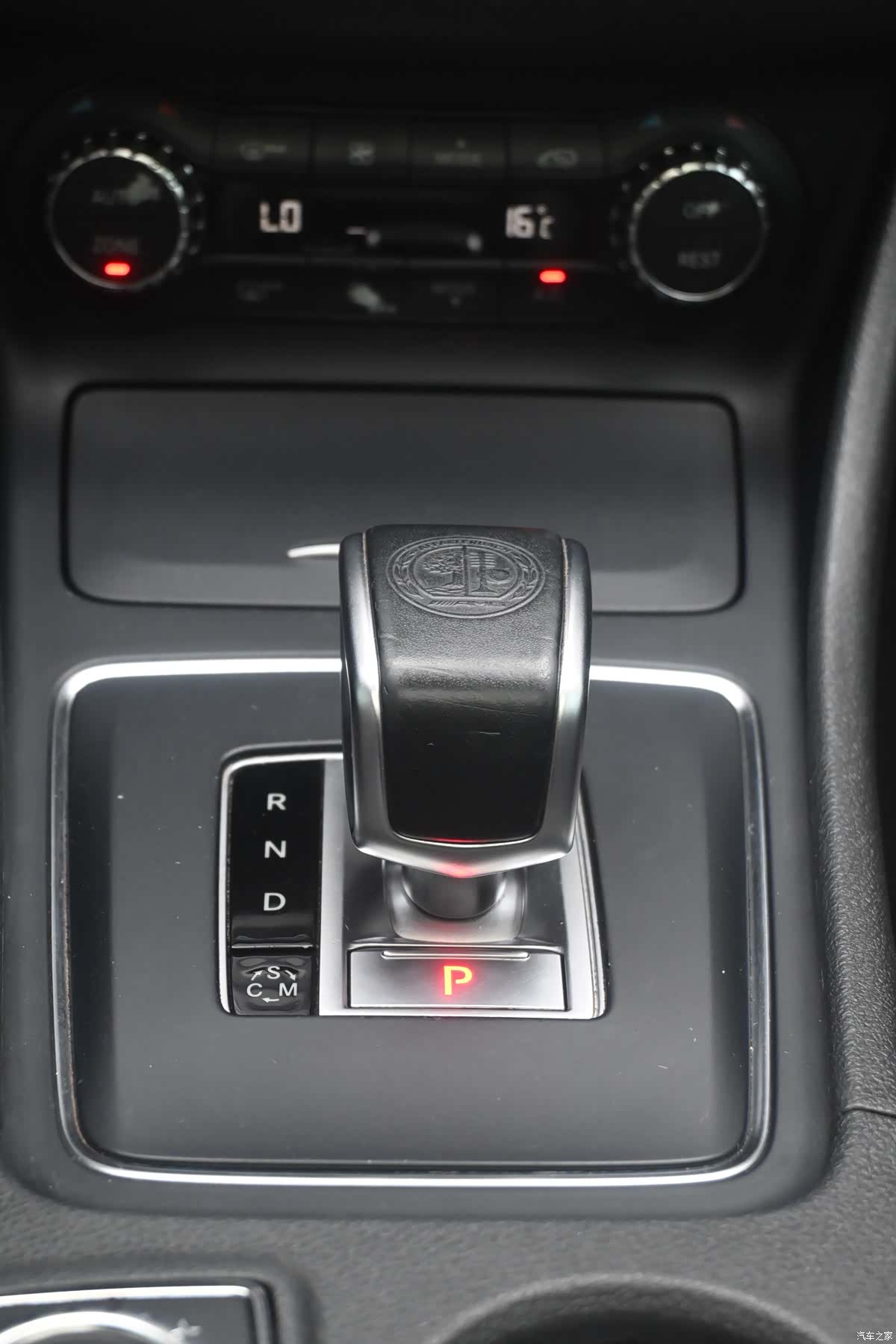 Mercedes-Benz CLA, 2015 10