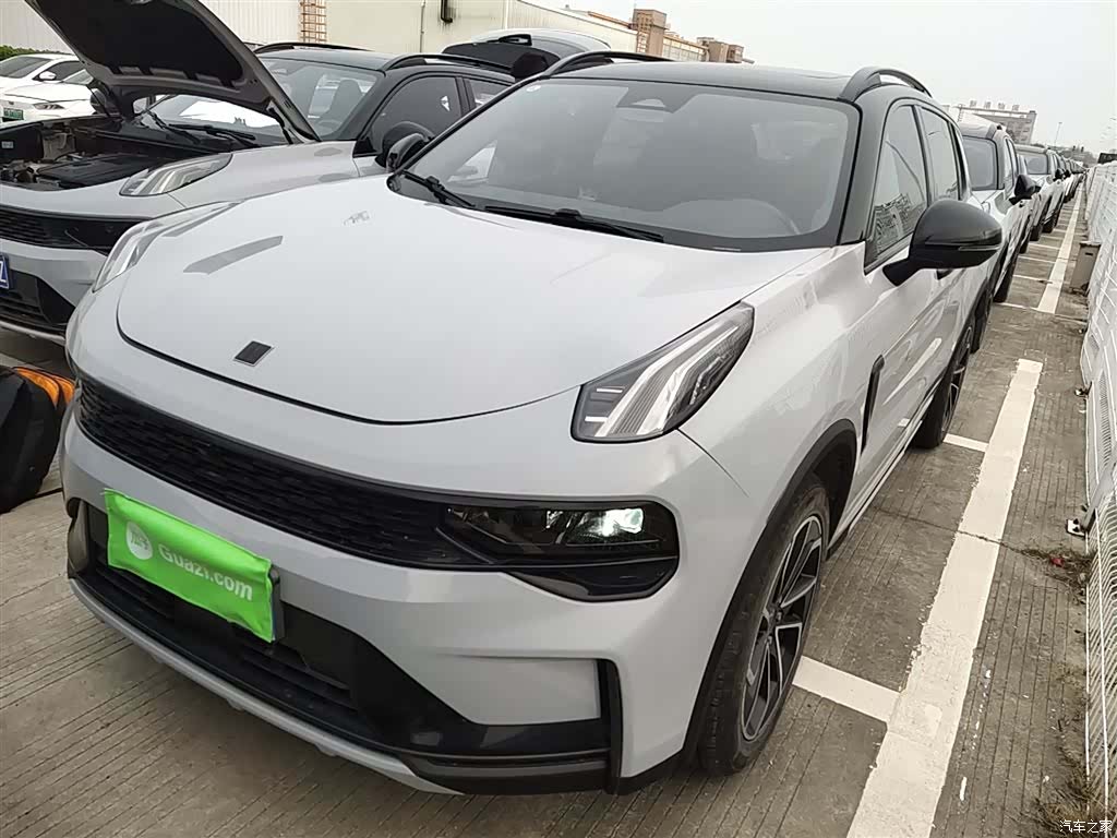 Lynk & Co 01, 2023 1