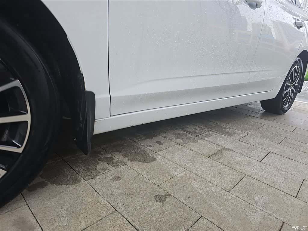 Roewe i5, 2023 22