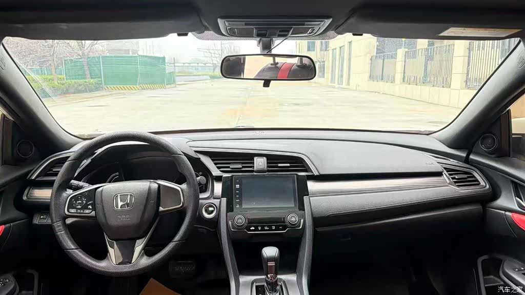 Honda Civic, 2020 все фото