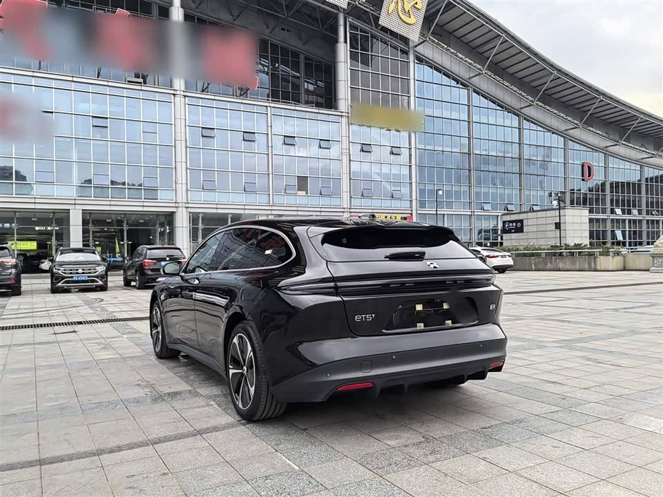 NIO ET5T