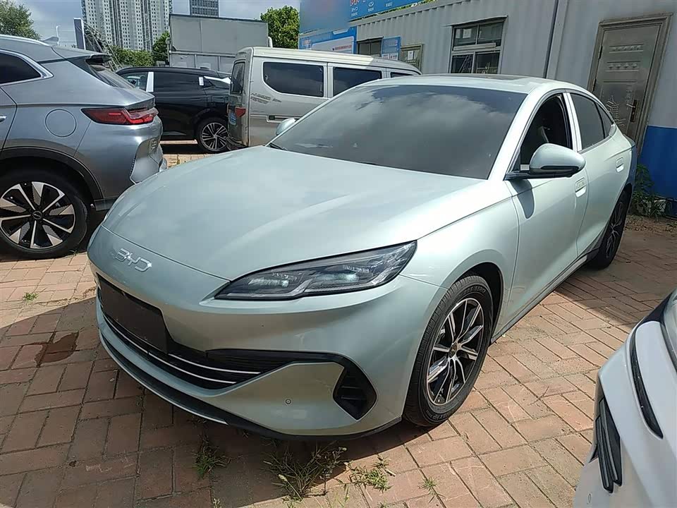 BYD Seal 06