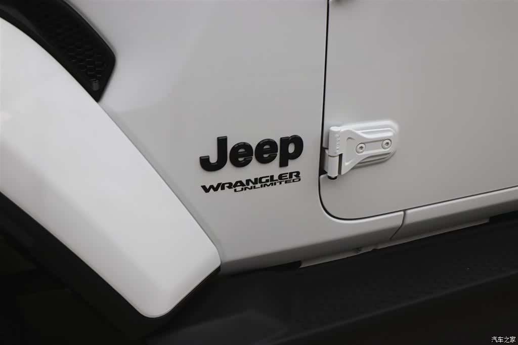 Jeep Wrangler, 2022 27