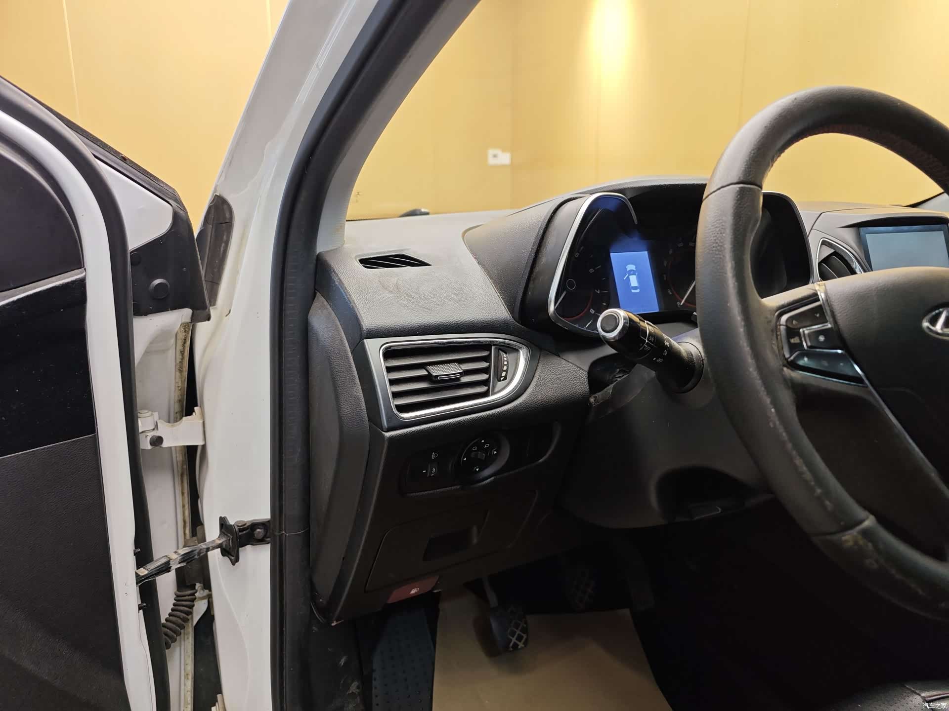 Chery 5, 2016 11