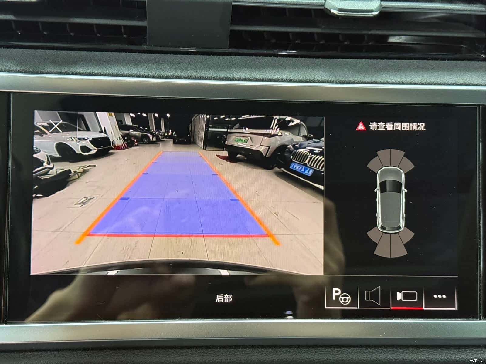 Audi Q3, 2022 9