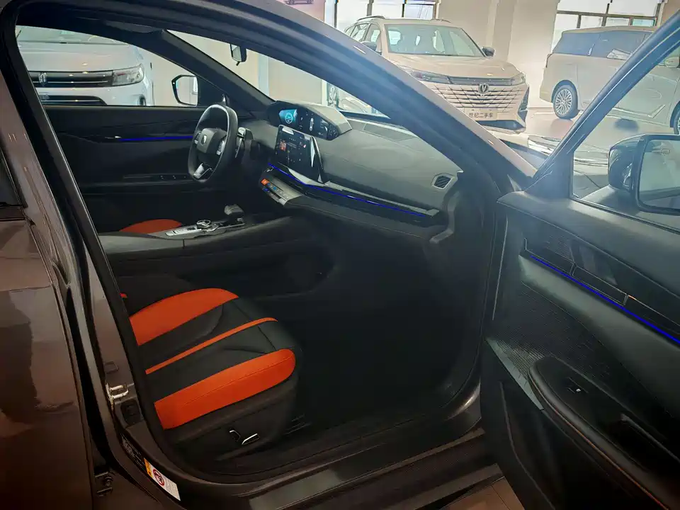 Changan UNI-V