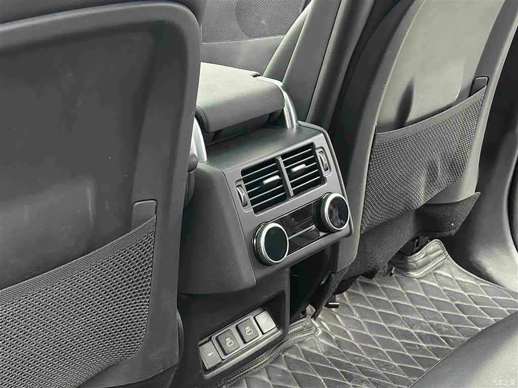 Land Rover Discovery, 2025 11