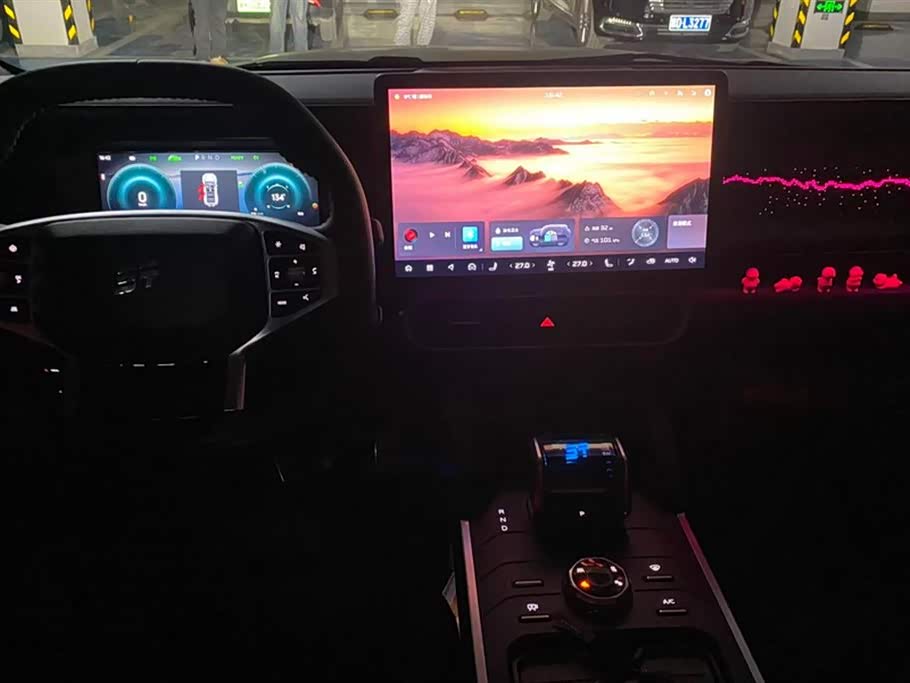 Jetour Jet Traveler C-DM