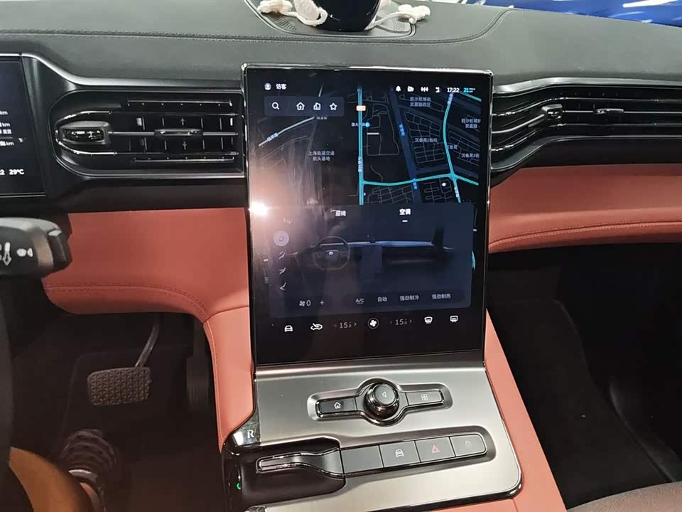 NIO EC6