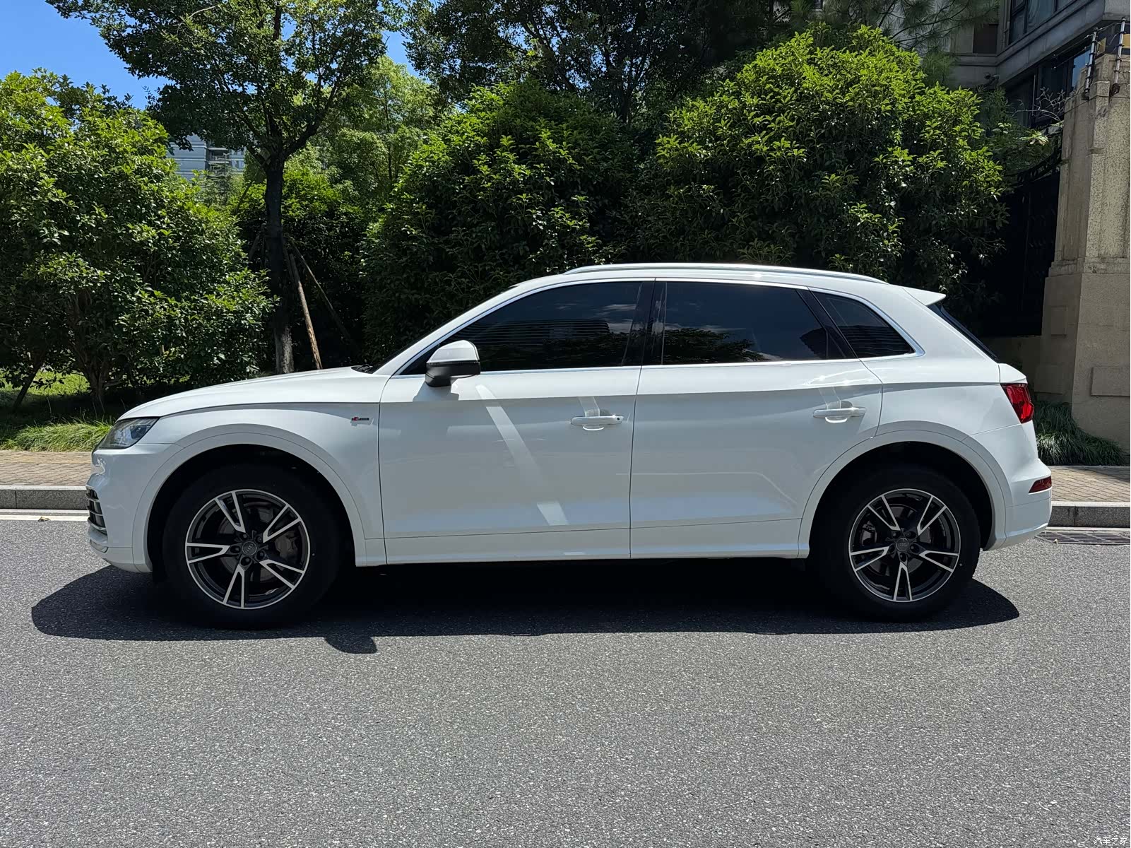 Audi Q5L, 2021 3