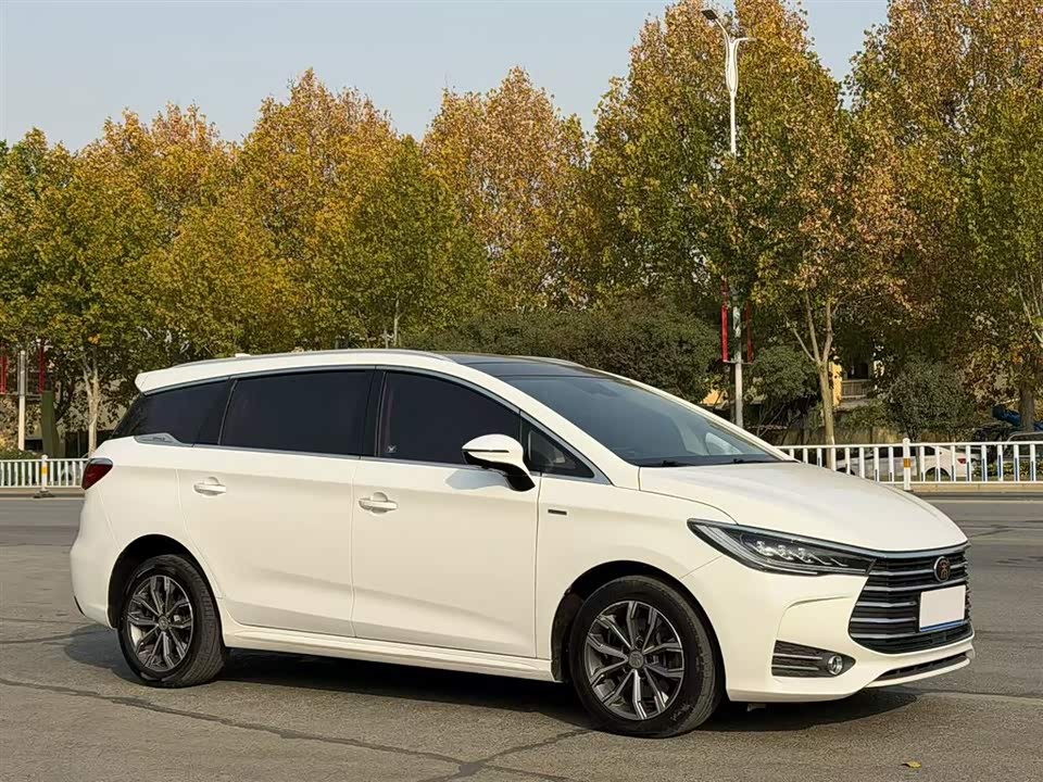 BYD Song MAX