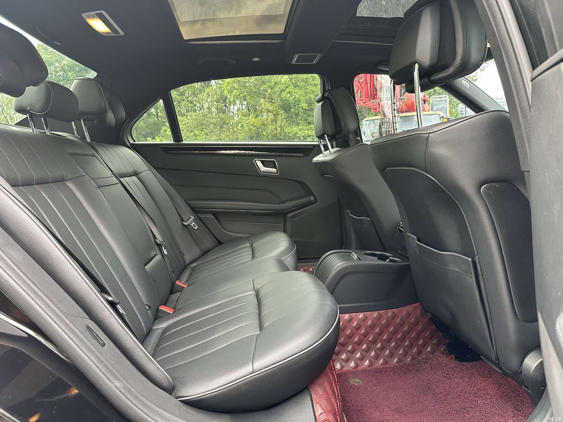 Mercedes-Benz E-Class, 2016 13