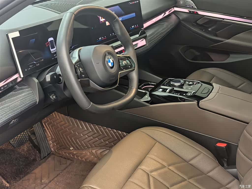 BMW 5 Series, 2024 8
