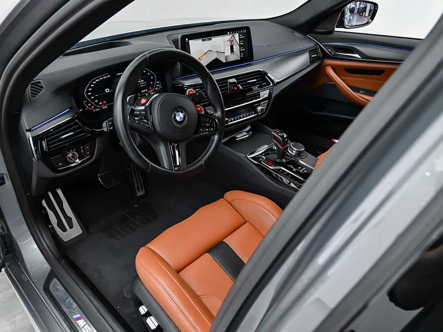 BMW M5 2023, фото 7