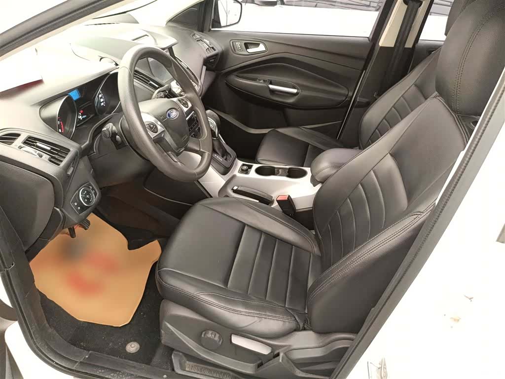 Ford Kuga, 2015 15