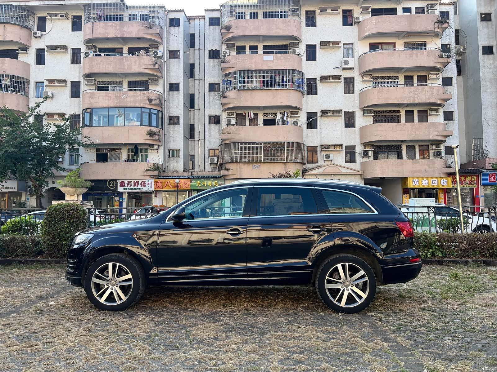 Audi Q7, 2011 7
