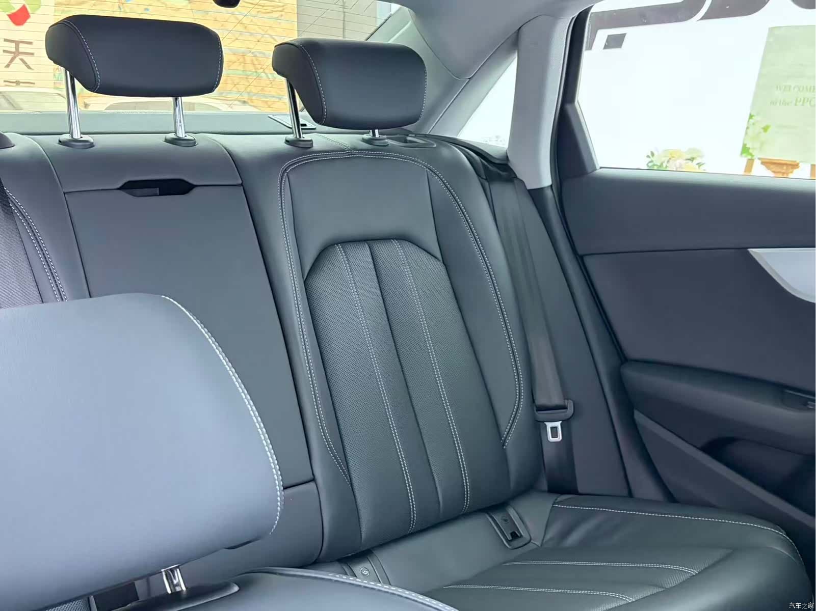 Audi A4L, 2024 17