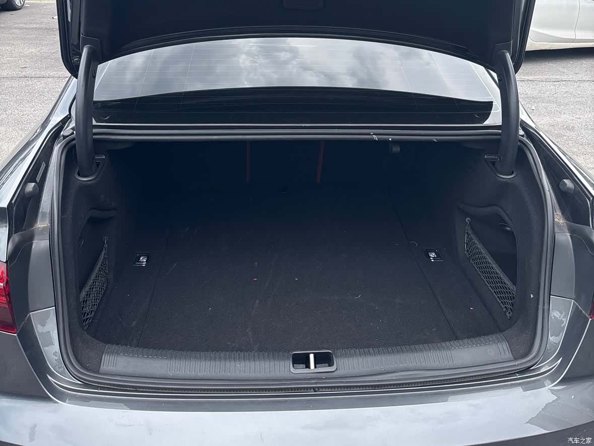 Audi A4L, 2022 14