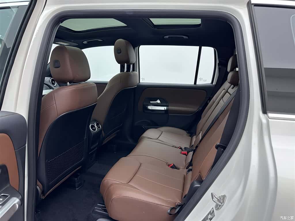 Mercedes-Benz GLB, 2023 19