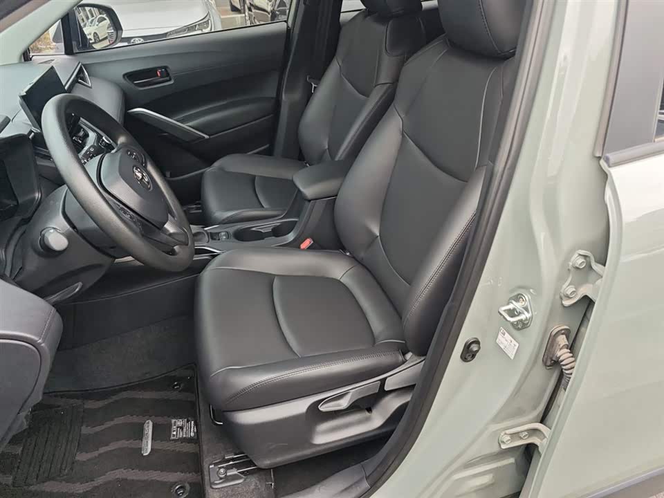 Toyota Corolla Sharp amplifier