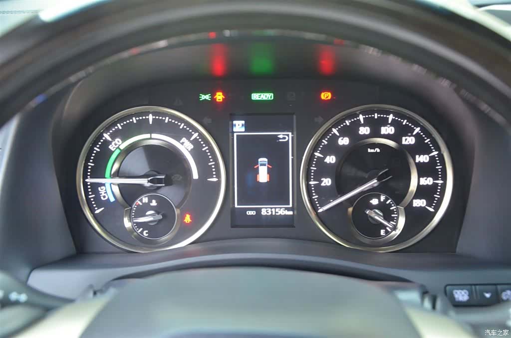 Lexus LM, 2022 7