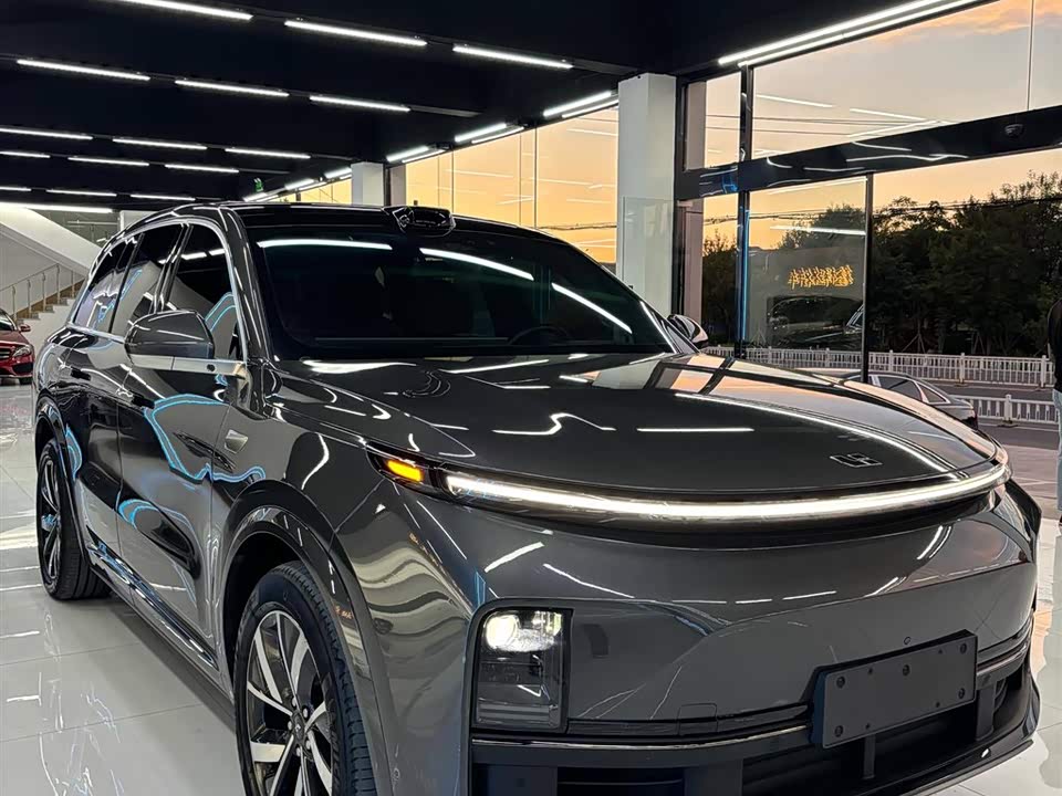 Li Auto Ideal L8