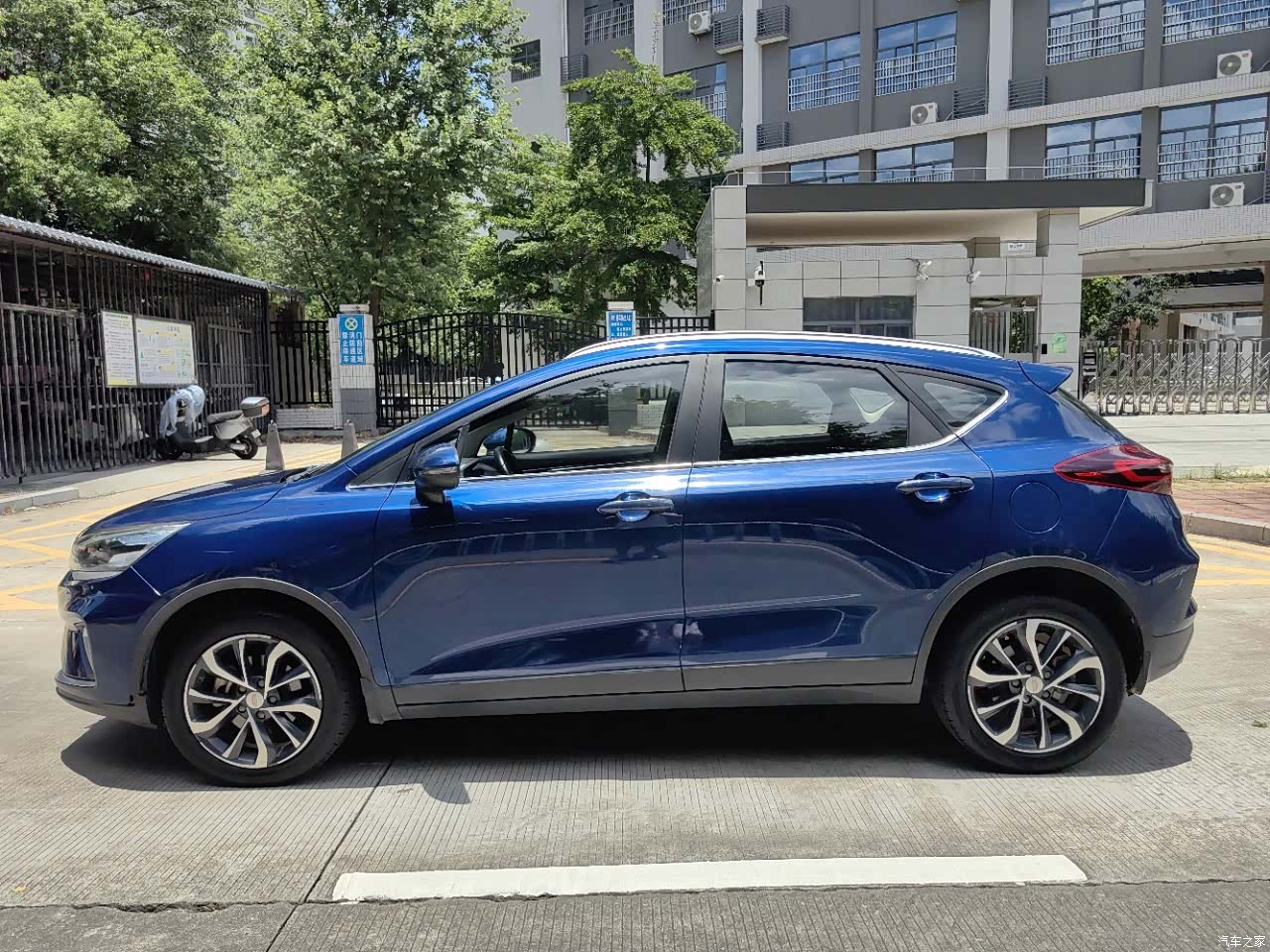 Geely Emgrand, 2021 6