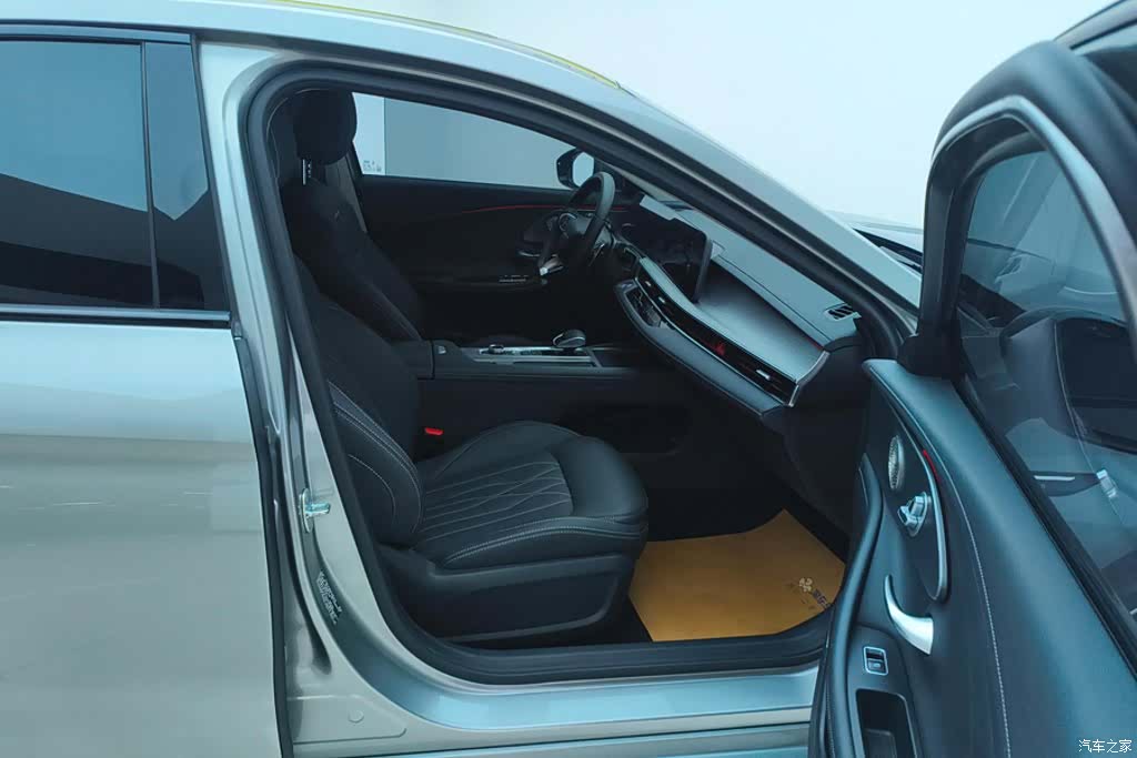 Chery Arrizo 8, 2024 8