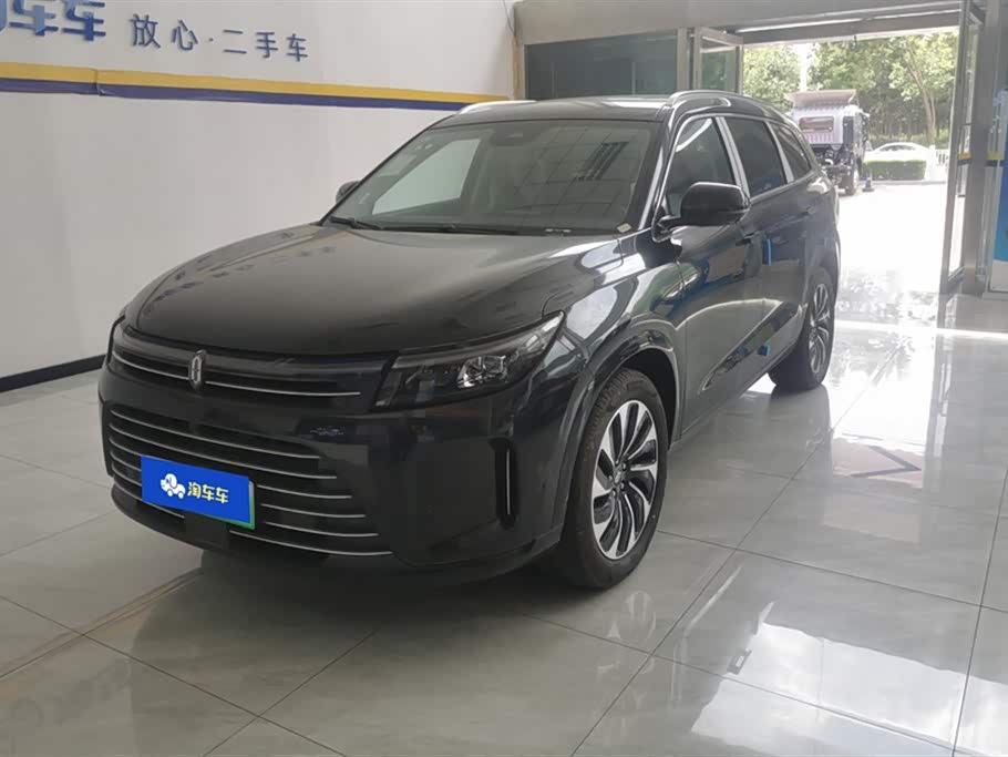 AITO M7