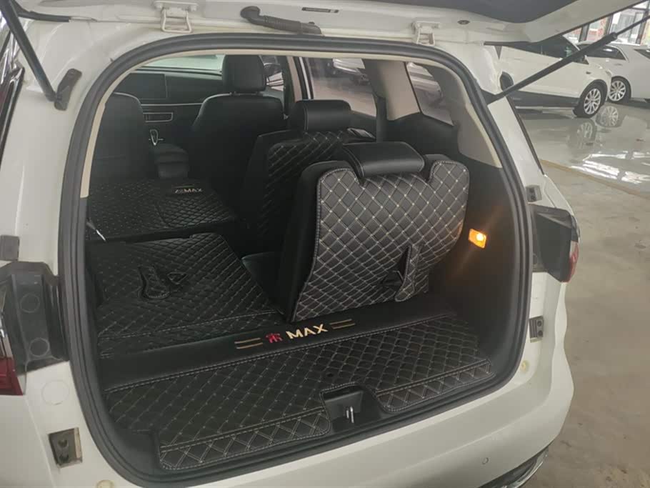 BYD Song MAX BYD Song MAX
