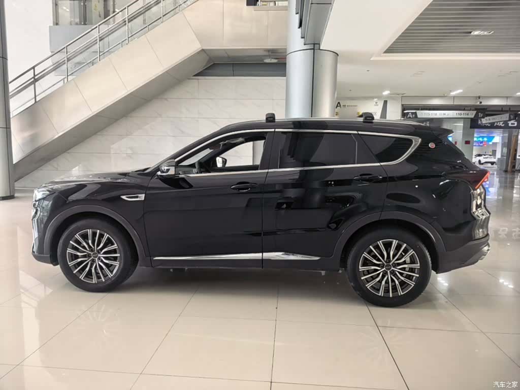 Jetour X70, 2023 10