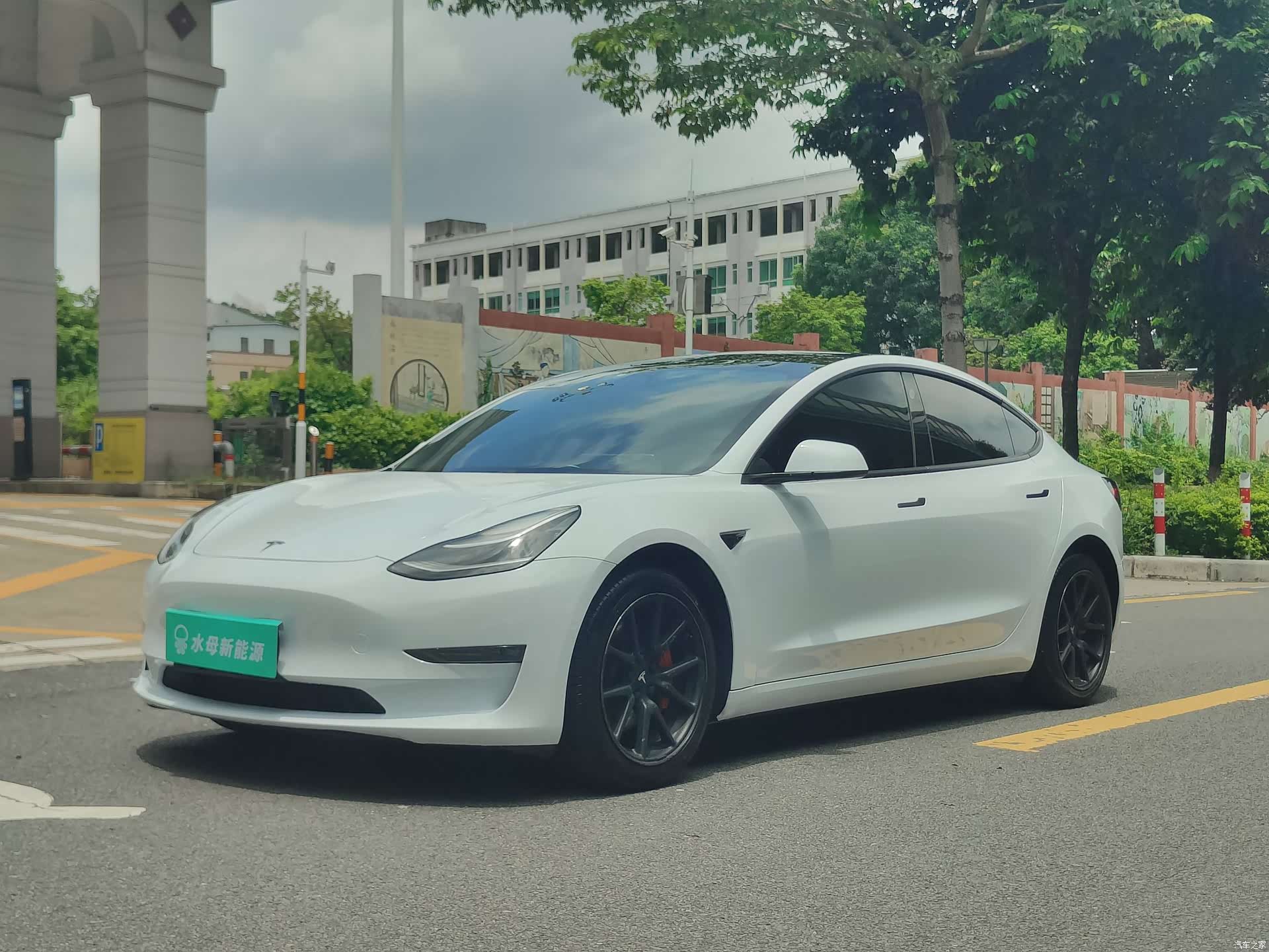 Tesla Model 3, 2020 1