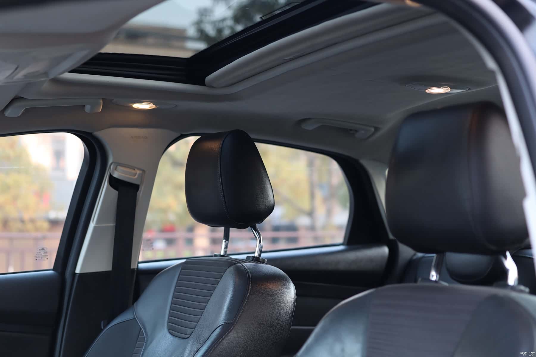 Ford Focus, 2016 21