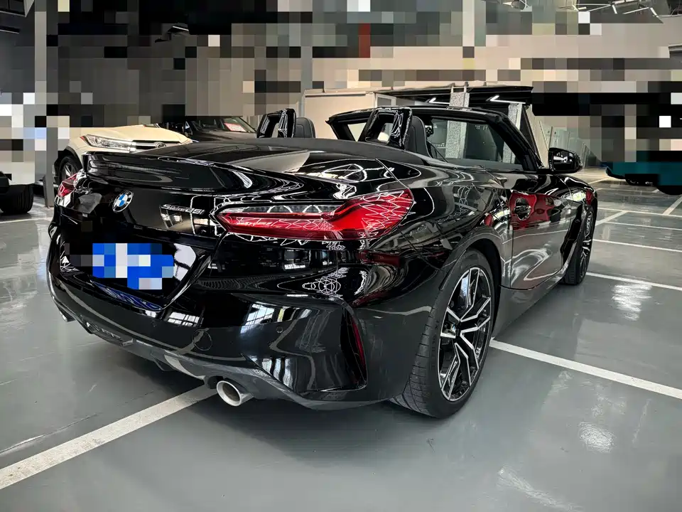 BMW Z4 BMW Z4