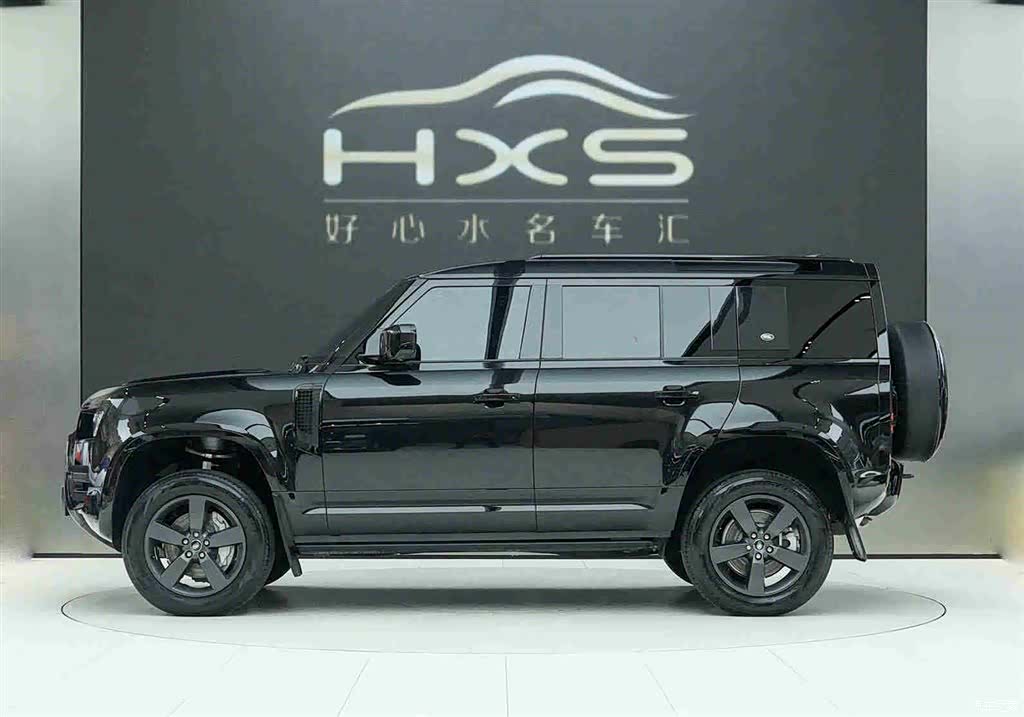 Land Rover Defender, 2024 2