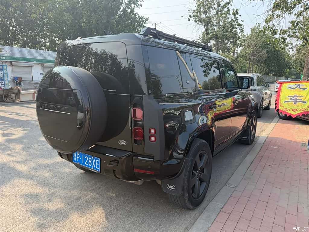 Land Rover Defender, 2022 2