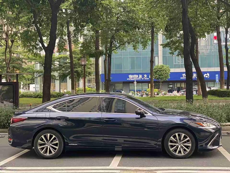 Lexus ES Lexus ES
