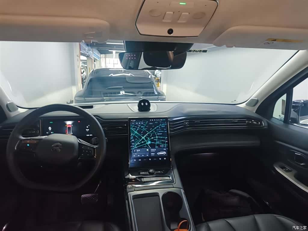 NIO ES8, 2021 10