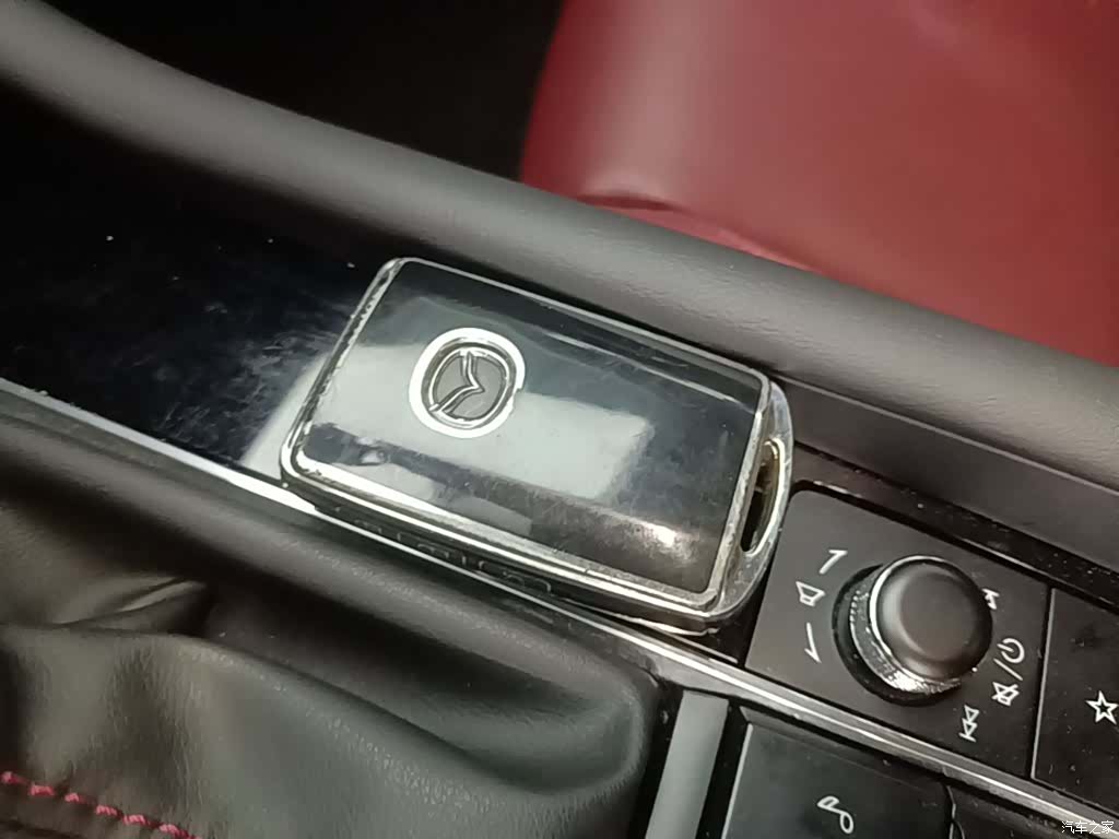 Mazda Mazda3, 2024 9