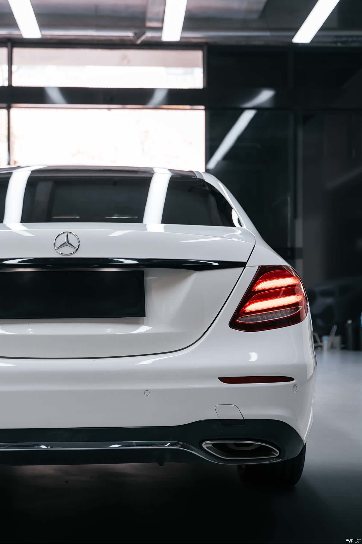 Mercedes-Benz E-Class, 2018 6