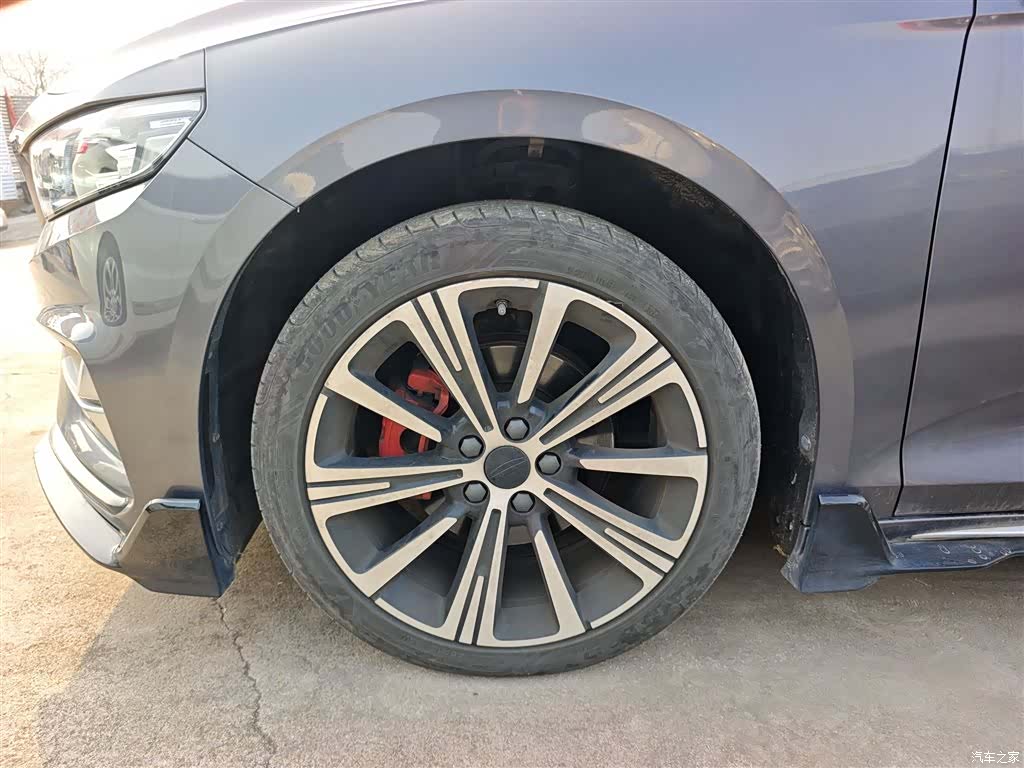 Geely Preface, 2024 22