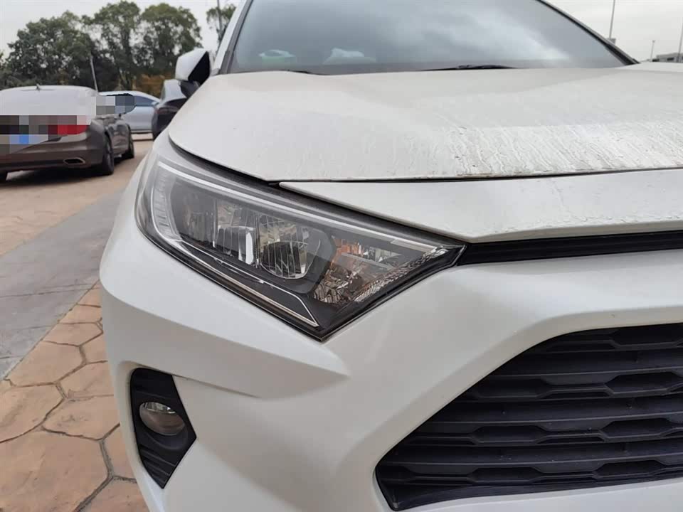 Toyota RAV4 Rongfang