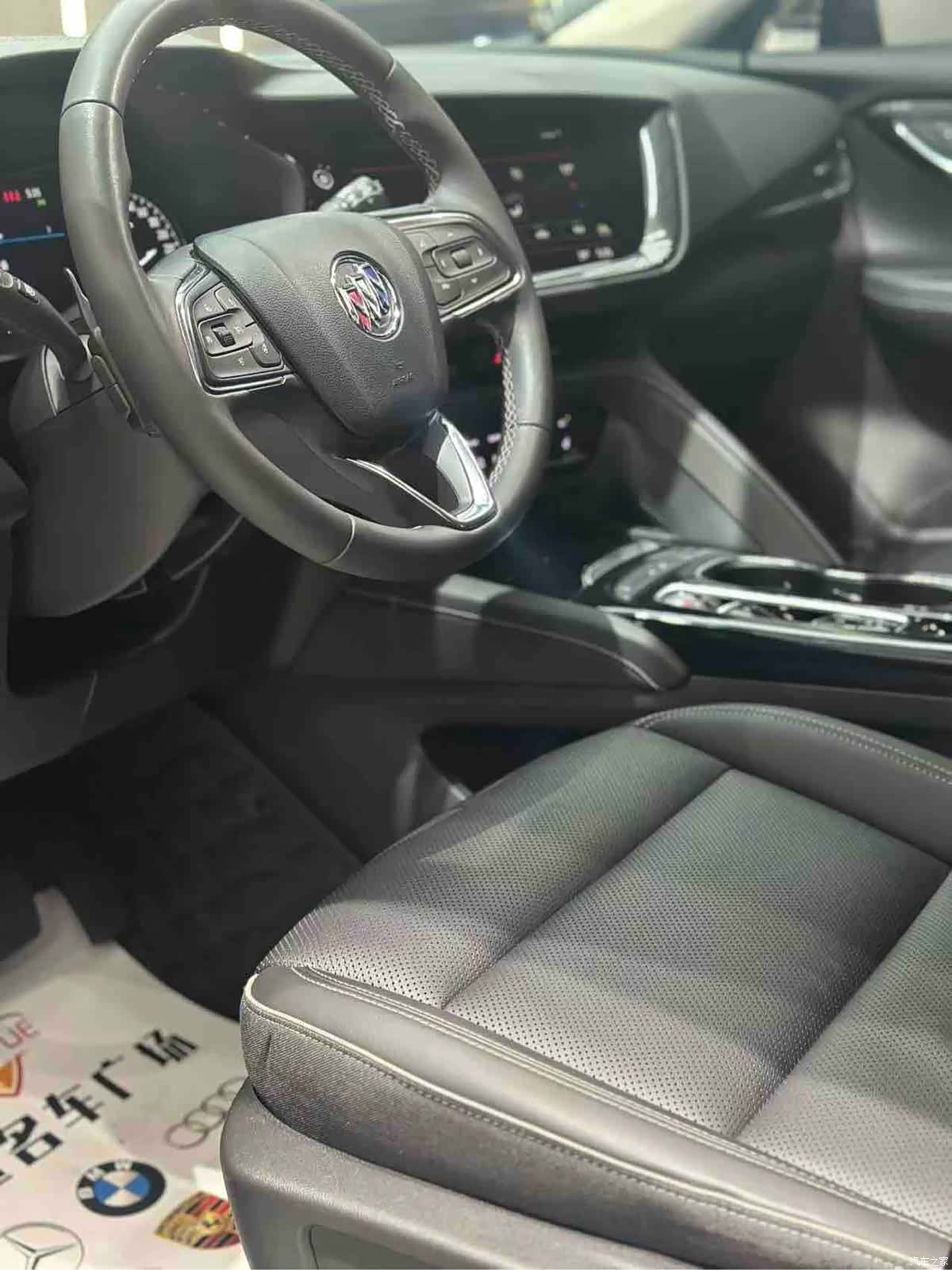 Buick Envision Plus, 2022 7