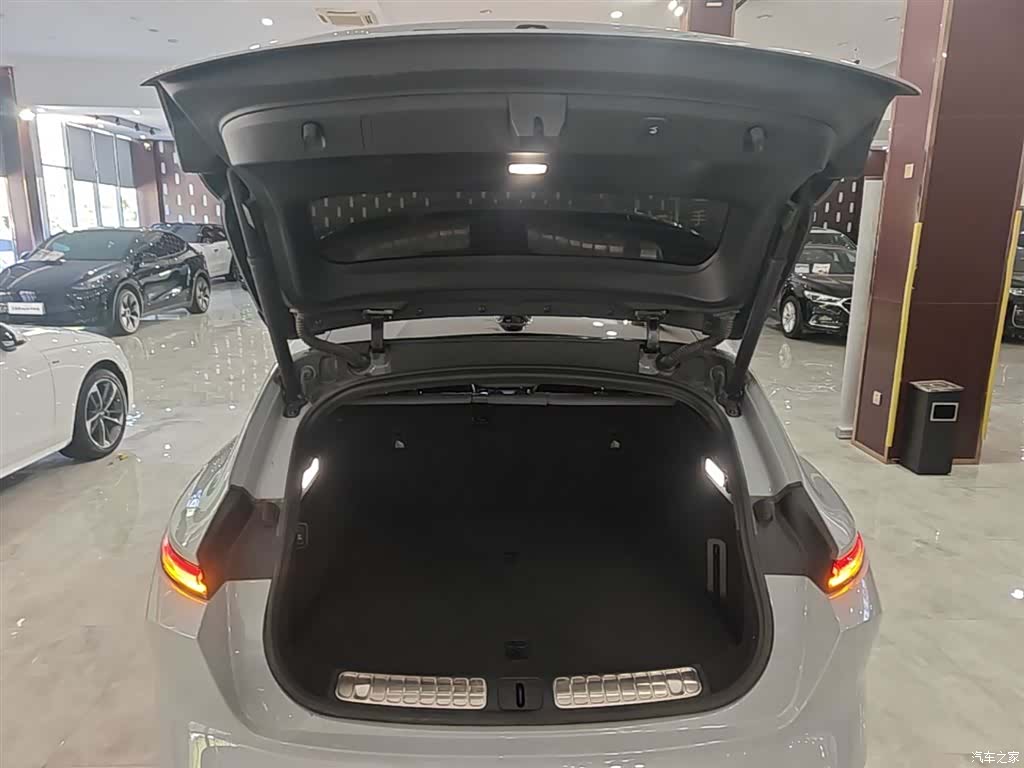 NIO ET5, 2024 19